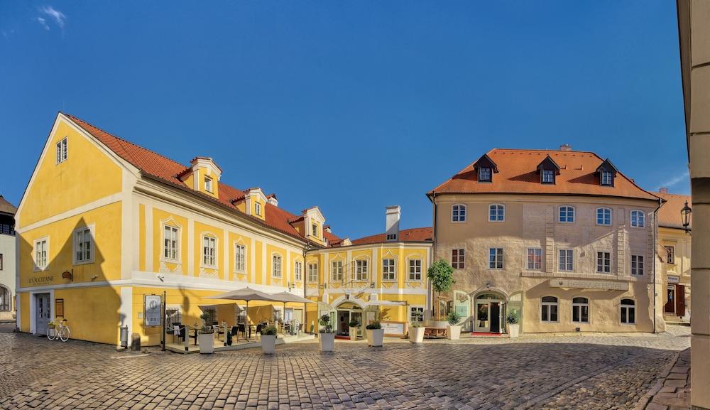 Bellevue Hotel Cesky Krumlov Exterior photo