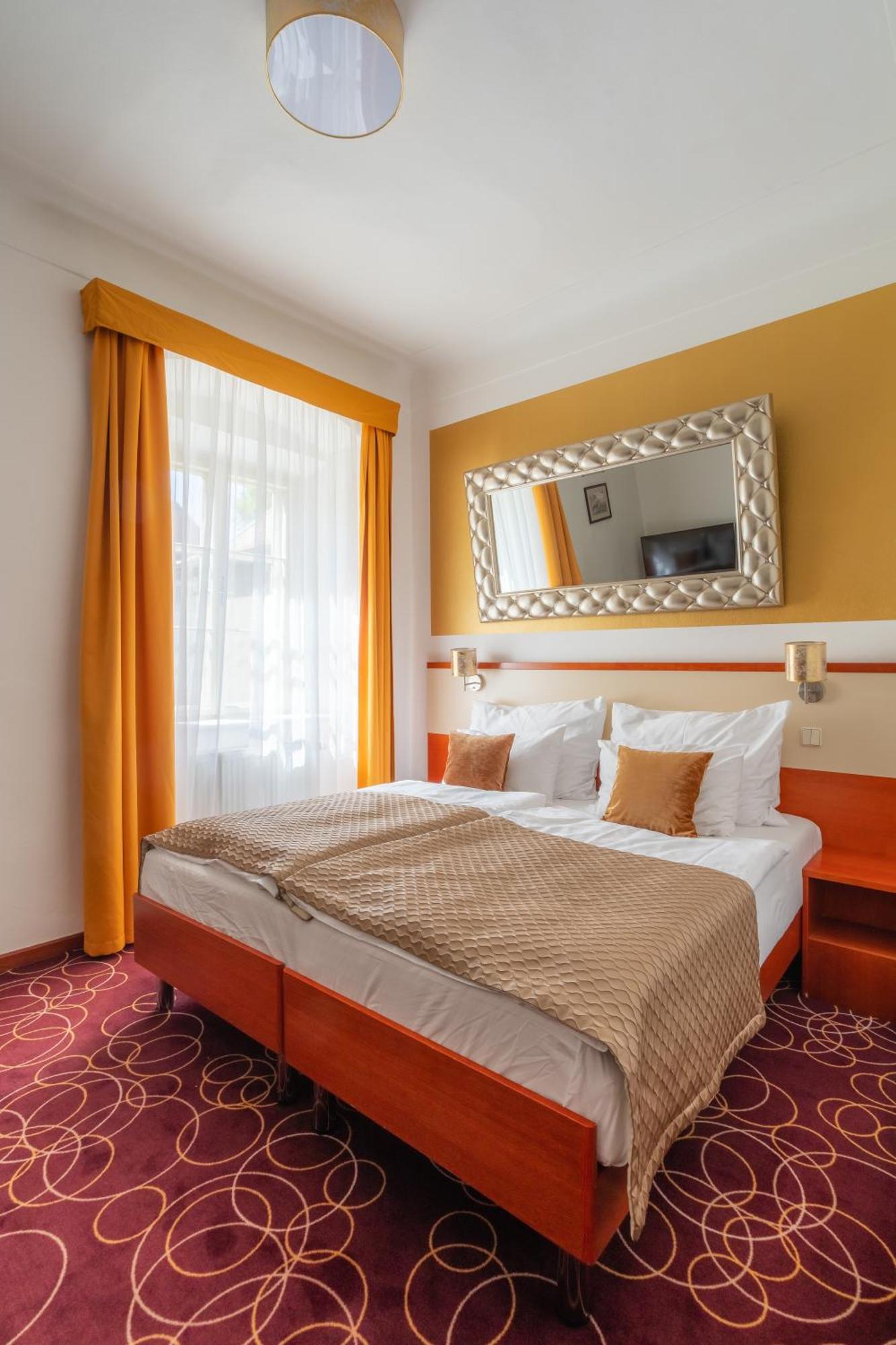 Bellevue Hotel Cesky Krumlov Room photo