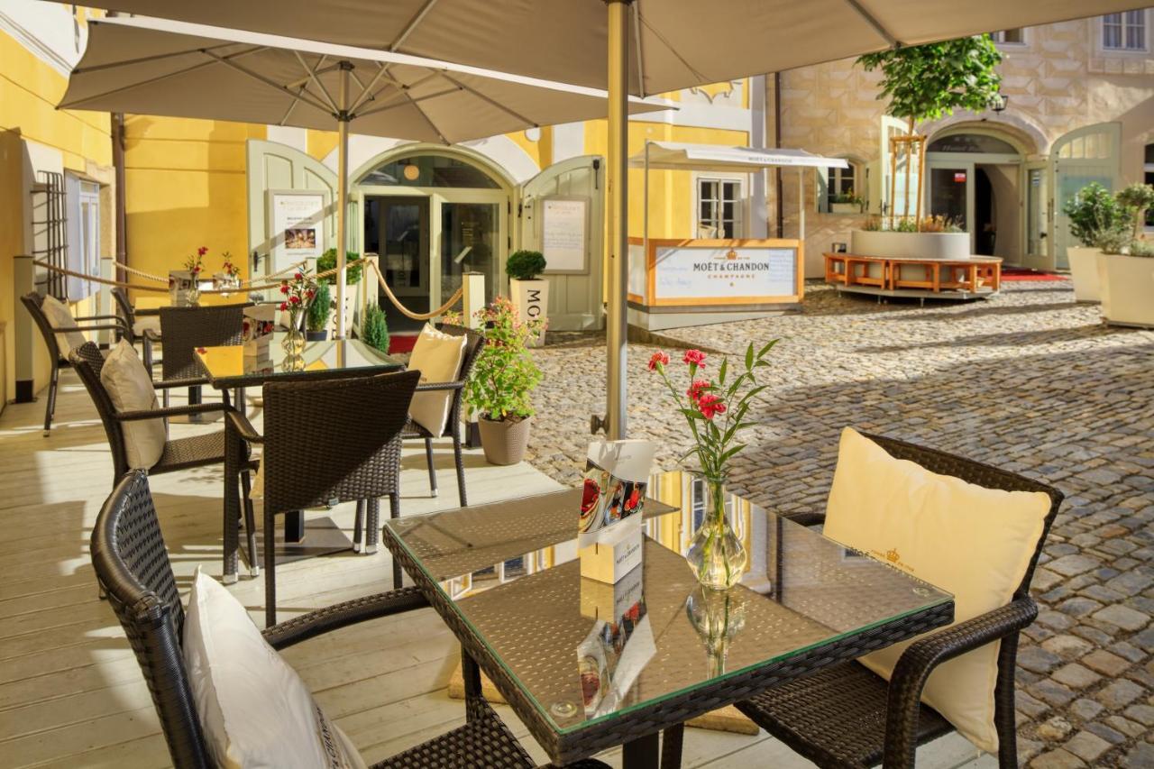 Bellevue Hotel Cesky Krumlov Exterior photo